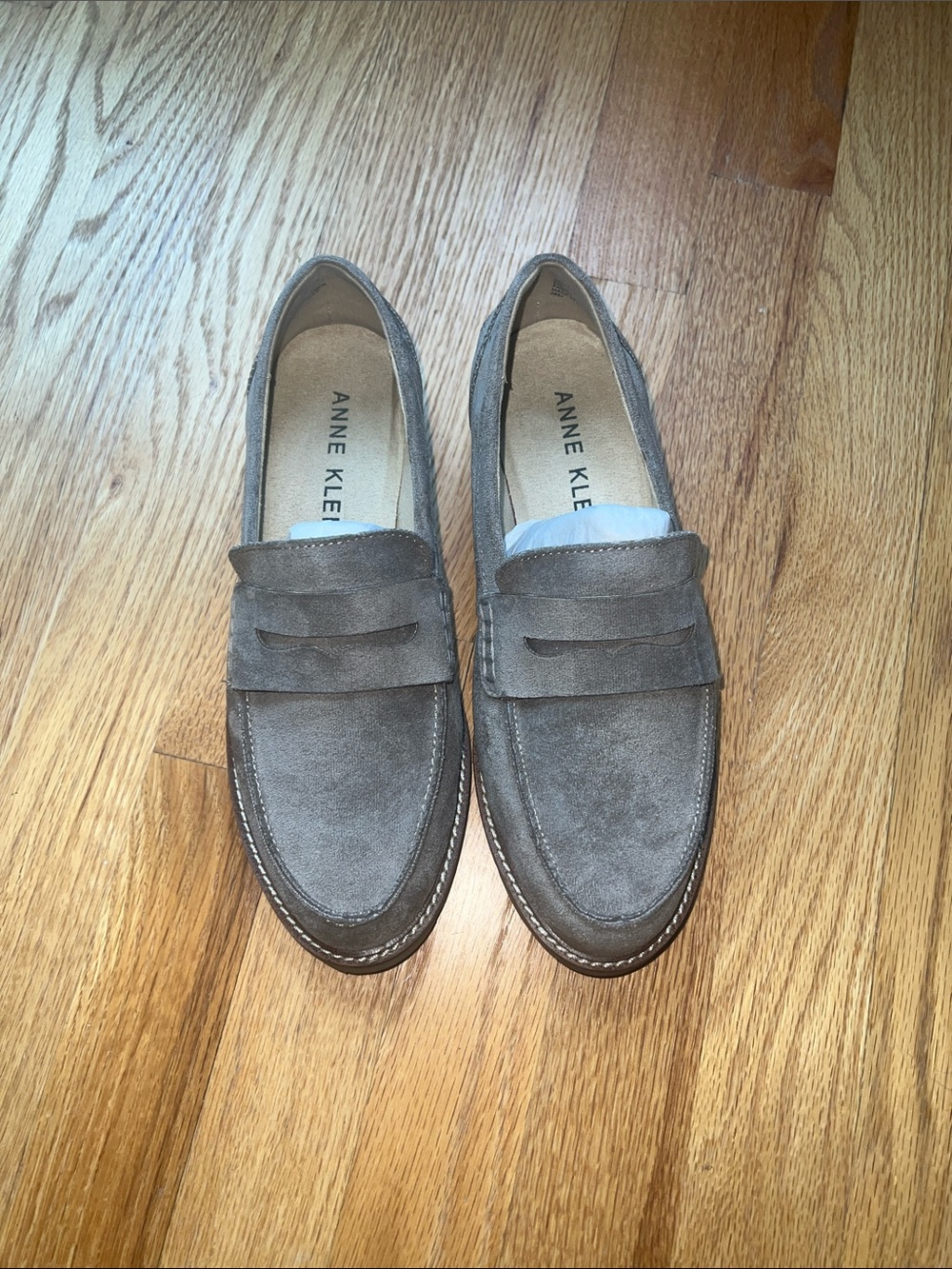 Anne Klein Taupe Akeverly Suede Penny Loafers size 7